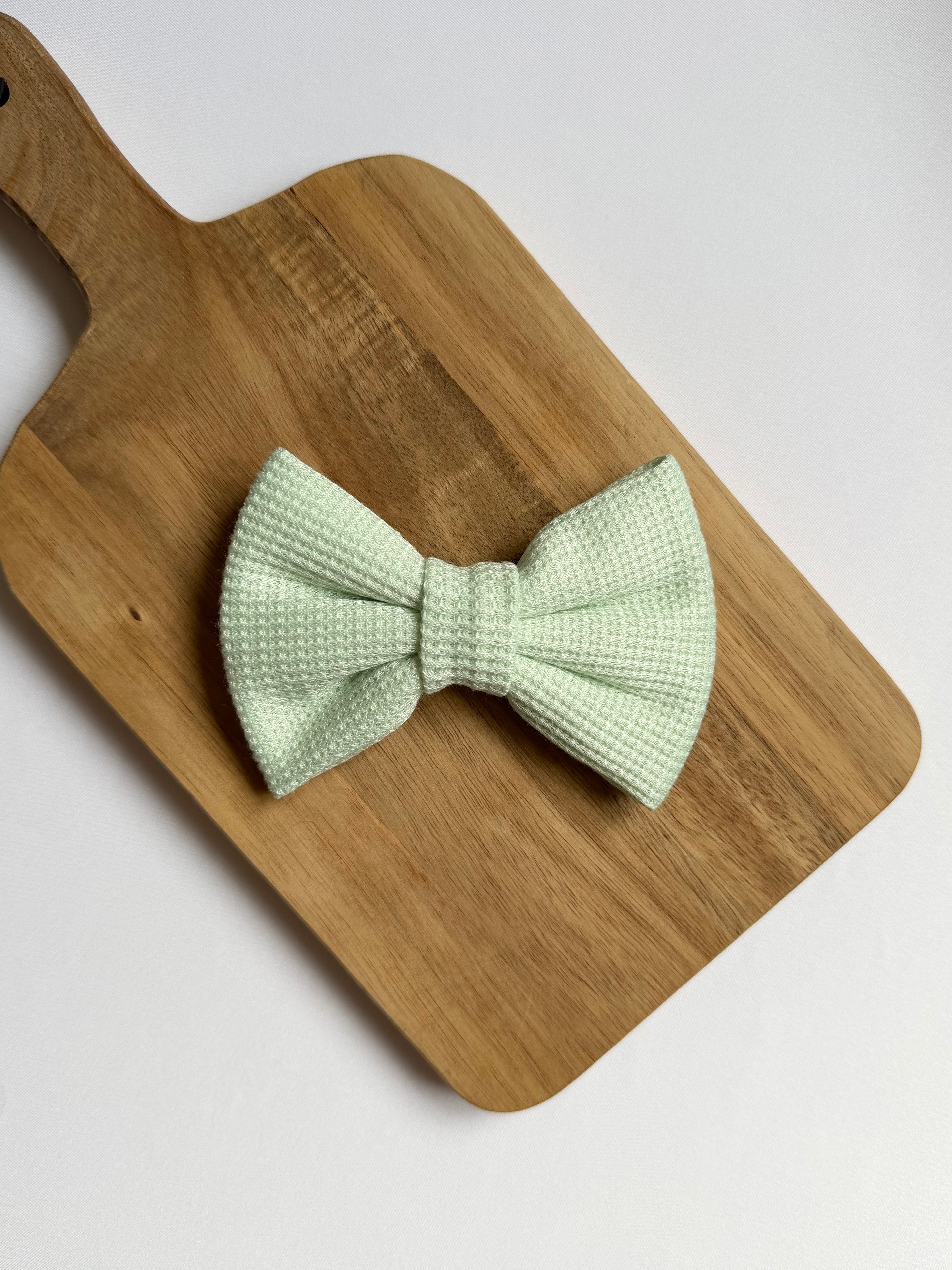 Pistachio Dog Bow