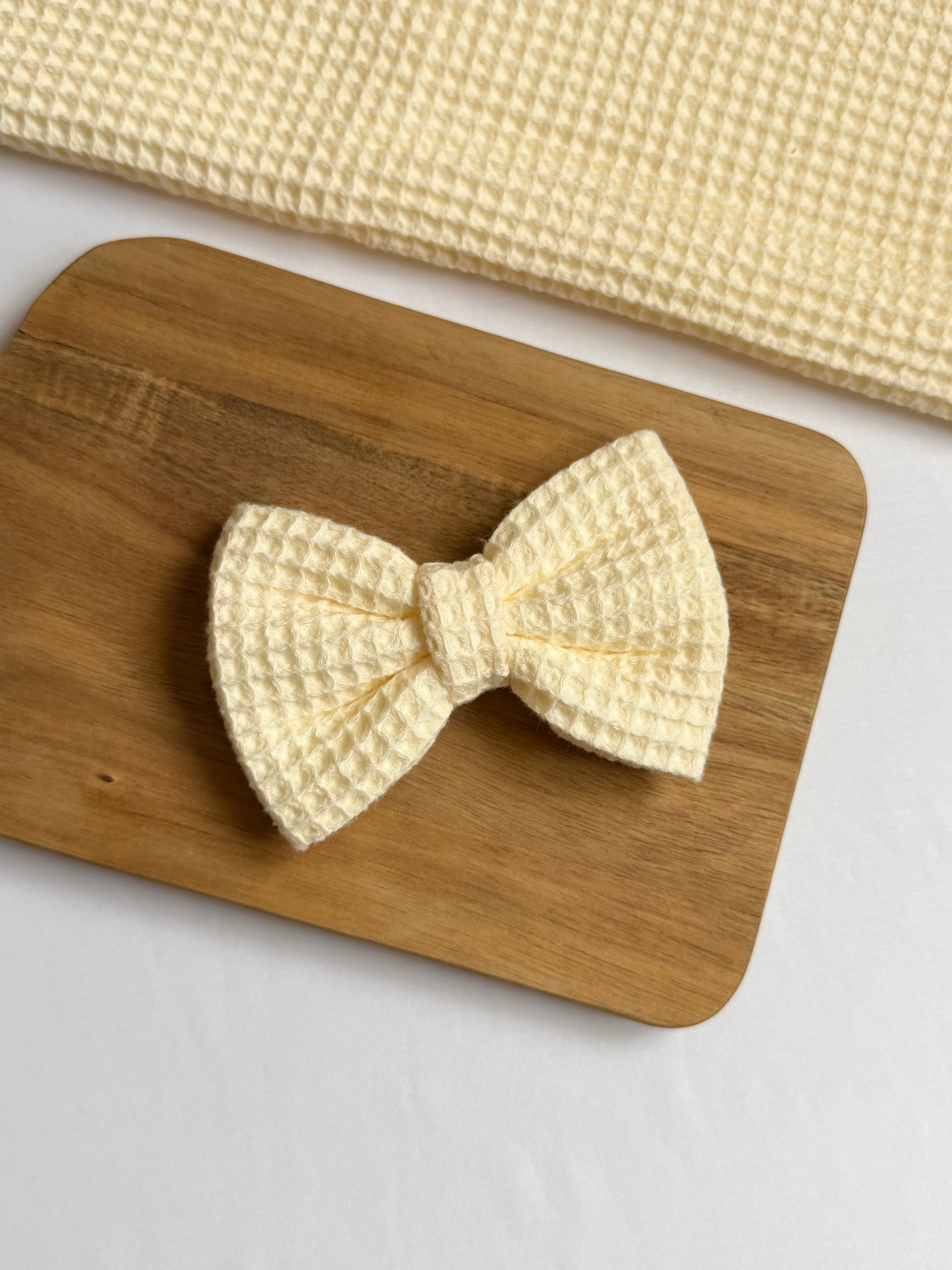 Buttercream Waffle Dog Bow