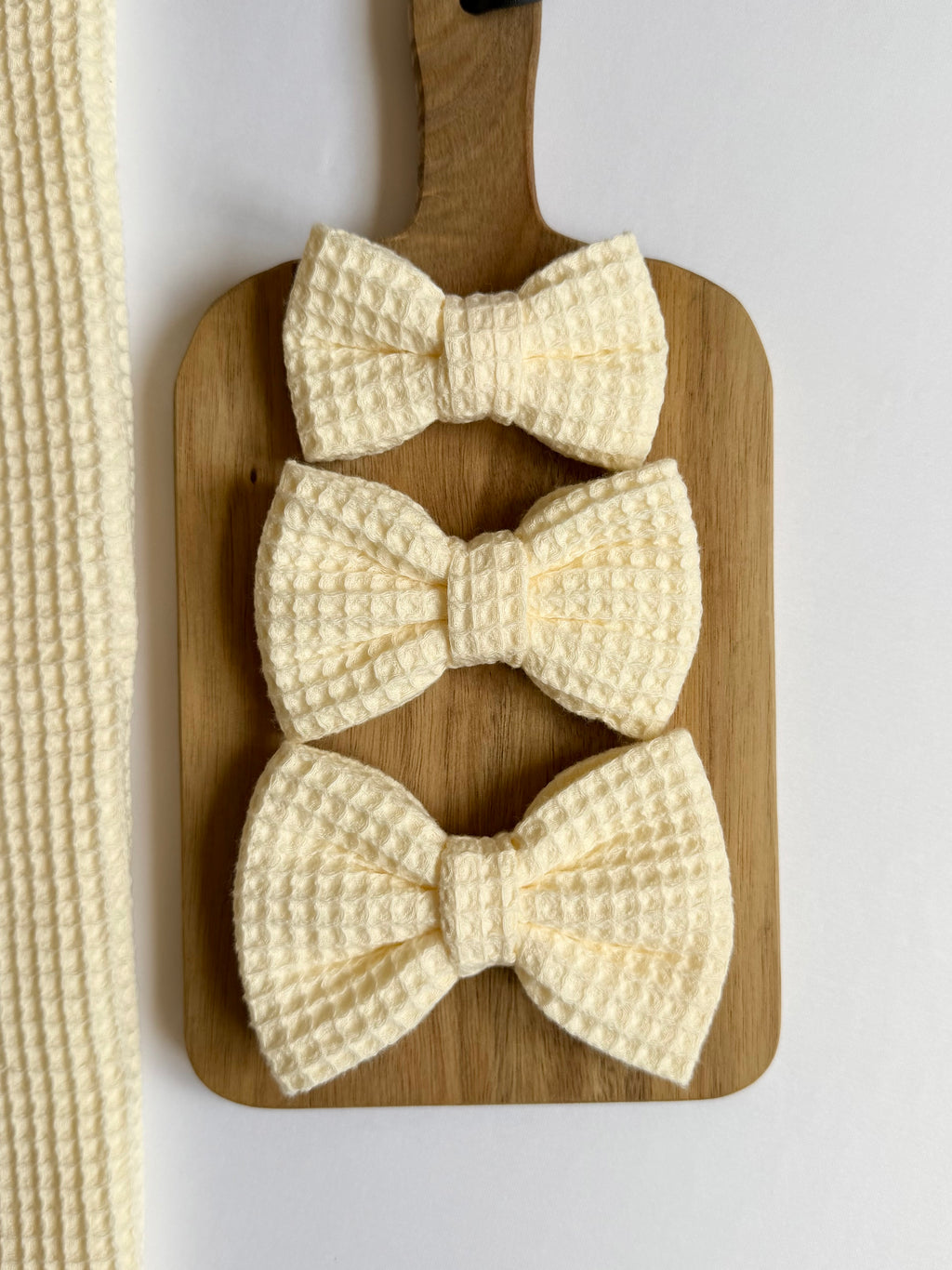 Buttercream Waffle Dog Bow